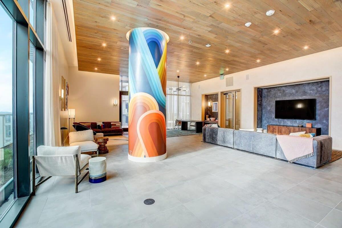 Modern 1Br Condo On Rainey St - Pool & Views Austin Exterior photo