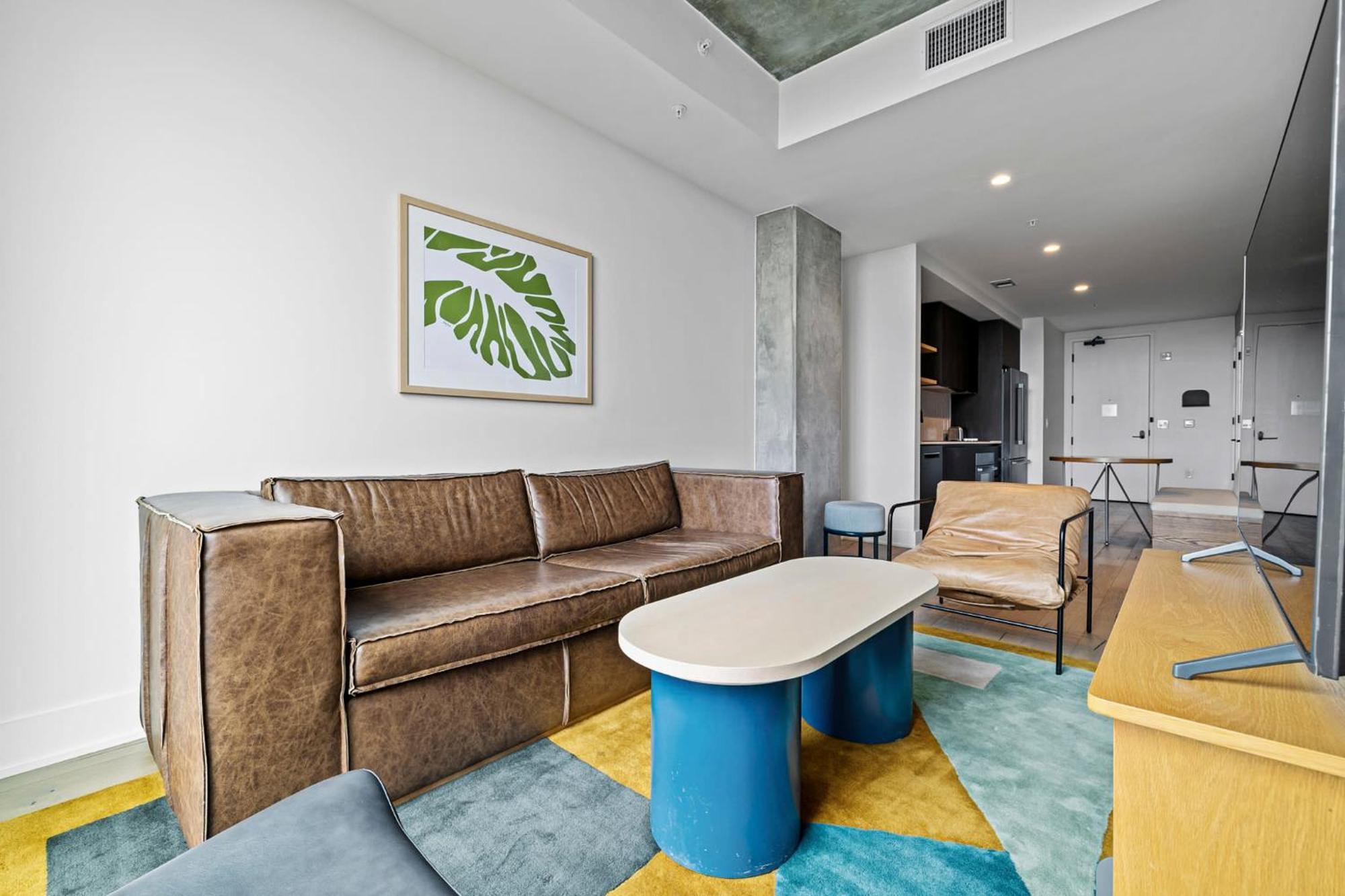 Modern 1Br Condo On Rainey St - Pool & Views Austin Exterior photo